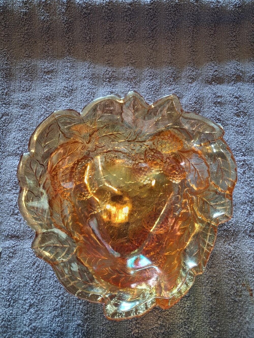 Carnival Glass Bowl Loganberry & Leaf by Indiana Glass Co. 7.25"multicolor